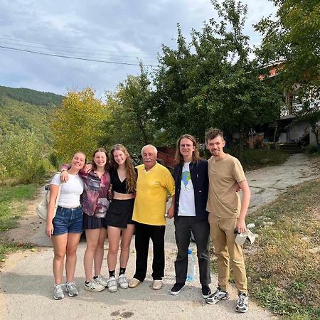 Zavojsko Jezero Pirot - Smestaj Manic Konuk evi Gostusa Dış mekan fotoğraf