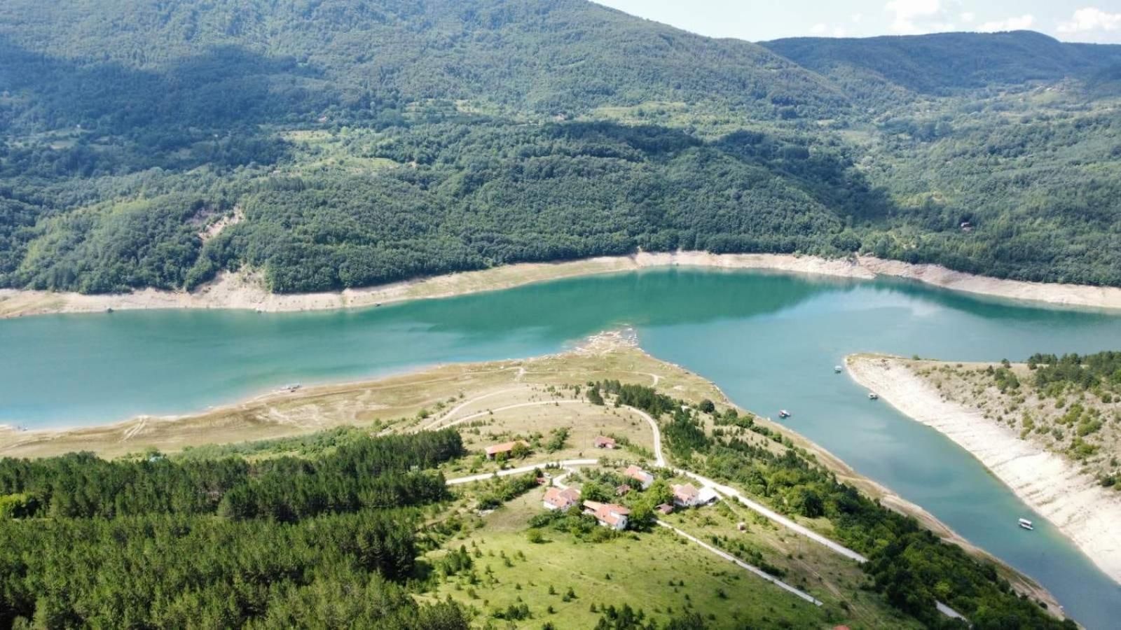Zavojsko Jezero Pirot - Smestaj Manic Konuk evi Gostusa Dış mekan fotoğraf
